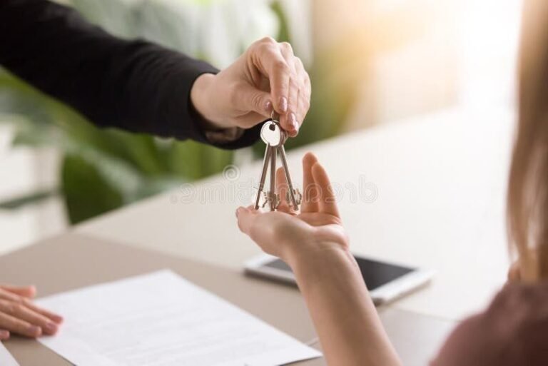 Quels Sont Les Frais De Notaire Sur Un Appartement Neuf En France 7 appartement neuf avec cles et contrat immobilier