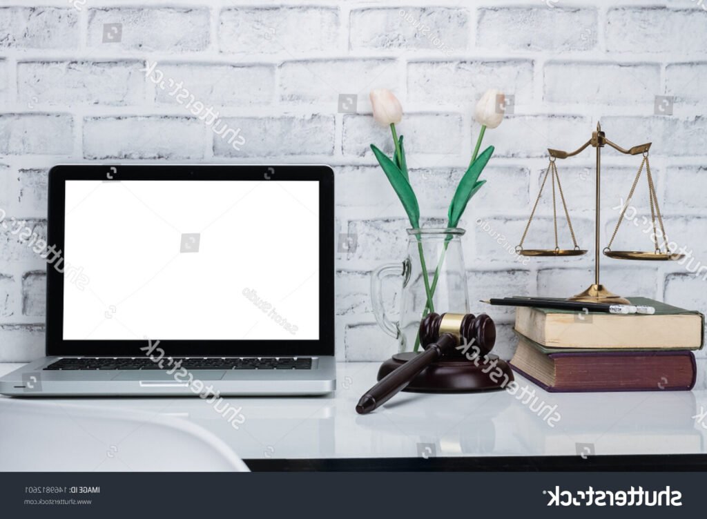 Quelles sont les implications du droit à l’oubli selon la loi Lemoine