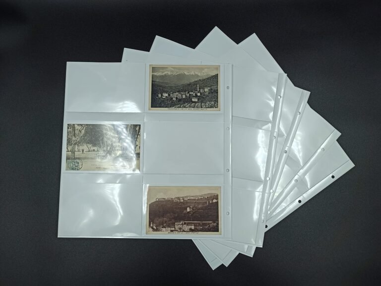 enveloppe securisee avec tampon postal clair