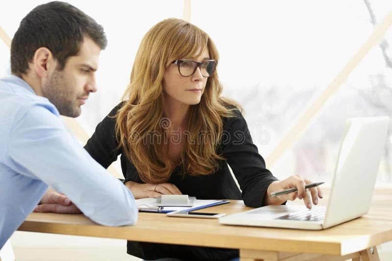Comment Trouver Un Job Étudiant Dans Une Banque Et Quelles Sont Les Conditions 5 Comment Trouver Un Job Étudiant Dans Une Banque Et Quelles Sont Les Conditions