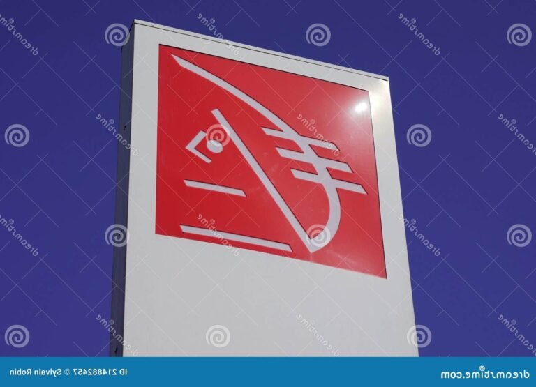 logo moderne de la caisse depargne sur fond bleu