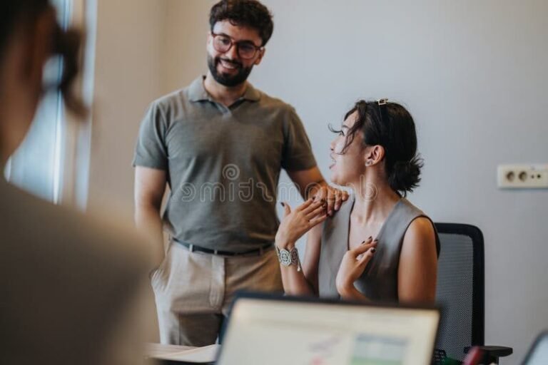 personne recevant conseil financier personnalise