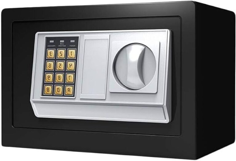 petit coffre fort securise pose sur table