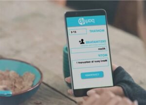 smartphone affichant lapplication paylib et credit agricole